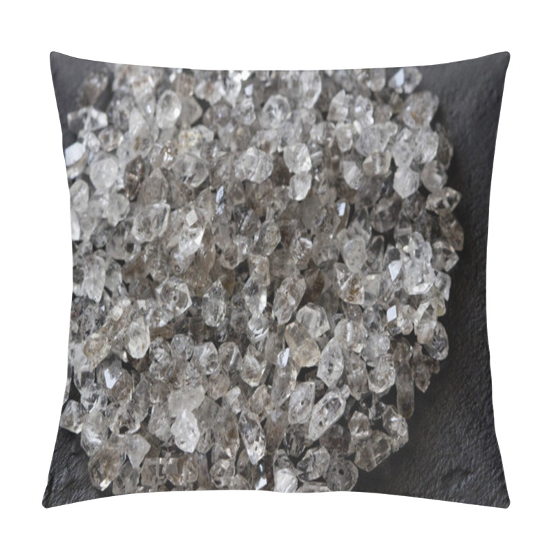 Personality  Scattered Diamonds On A Black Background. Raw Diamonds And Minin Pillow Covers