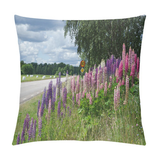 Personality  Countryside With Lupines Pillow Covers