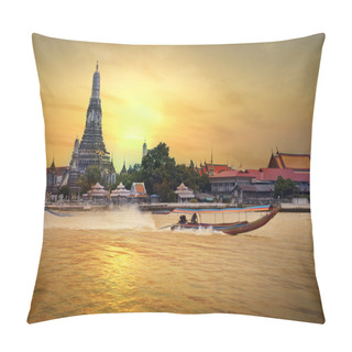 Personality  Wat Arun In Sunset Pillow Covers