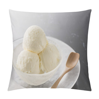 Personality  Cold, Delicious Milk Vanilla Ice Cream Pillow Covers