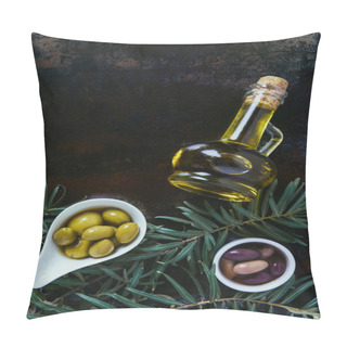 Personality  Top View Of Yummy Olives In Bowls And Bottles Of Olive Oil On Shabby Surface Pillow Covers