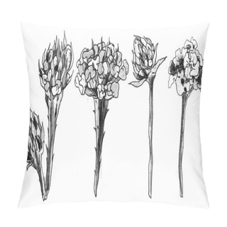 Personality  Set With Decorative Tropical Flowers Pillow Covers