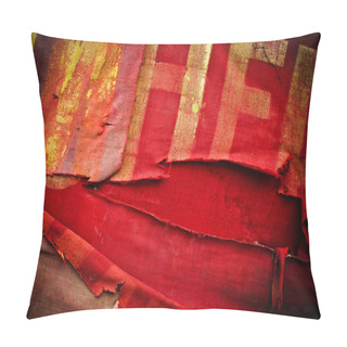 Personality  Old Torn Communistic Flag Pillow Covers