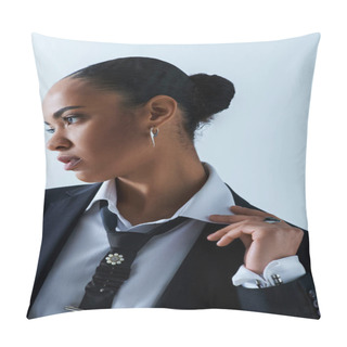 Personality  Young African American Woman Confidently Wearing A Suit And Tie In A Studio Setting. Pillow Covers