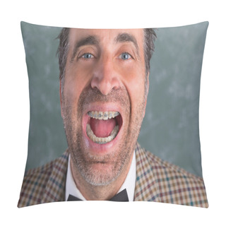 Personality  Nerd Silly Retro Man With Braces Funny Expression Pillow Covers