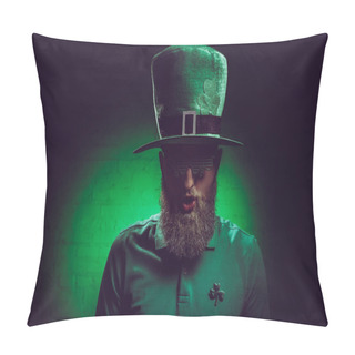 Personality  Portrait Of Bearded Young Man In Green Irish Hat And Funny Eyeglasses Pillow Covers
