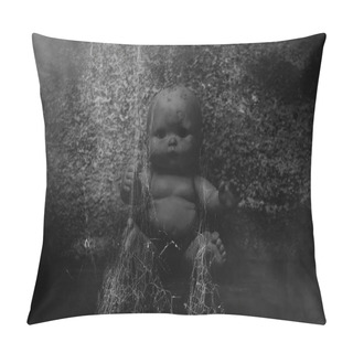 Personality  Spooky Doll In Haunted House  Pillow Covers