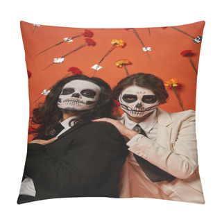 Personality  Spooky Couple In Dia De Los Muertos Makeup And Festive Attire On Red Backdrop With Flowers Pillow Covers