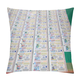 Personality  Thai  Lottery Ticket Pillow Covers