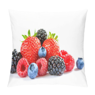 Personality  Big Pile Of Fresh Berries On The White Background Pillow Covers
