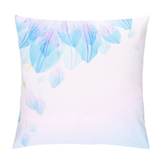 Personality  Floral Round Pattern Of Blue Flower Petals Pillow Covers