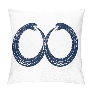 Personality  Snake Eating Its Own Tale, Uroboros Snake In A Shape Of Infinity Pillow Covers
