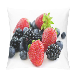 Personality  Assorted Fresh Berries Pillow Covers