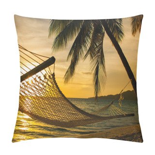 Personality  Hammock Silhouette With Palm Trees On A Beach At Sunset Pillow Covers