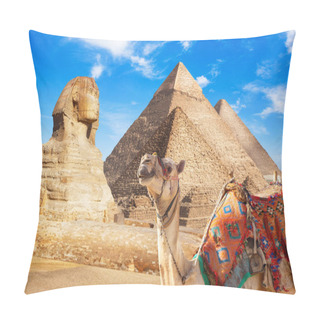Personality  Scenic View Of Pyramids In Giza With Delightful Sky On Background  Pillow Covers