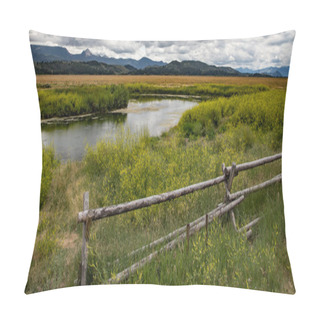 Personality  Old Fence In Wyoming Pillow Covers