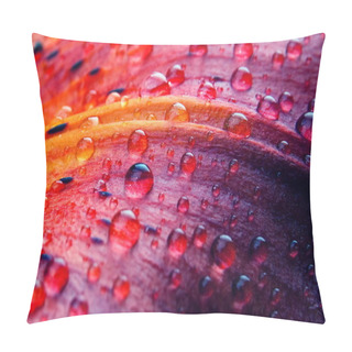 Personality  Lily Flower Macro Pillow Covers