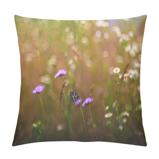 Personality  Butterfly On Flower Pillow Covers