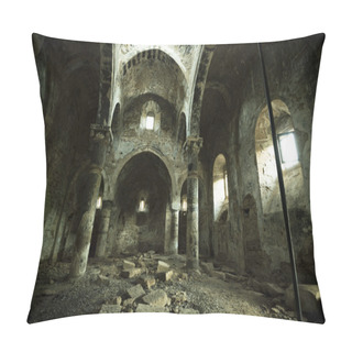 Personality  Abandoned Building Pillow Covers