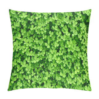 Personality  Green Background With  Shamrocks. St.Patrick's Day Holiday Symbol. Pillow Covers
