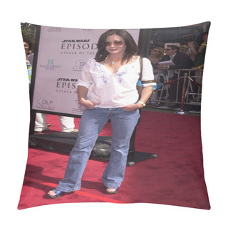 Personality  Shannen Doherty Pillow Covers
