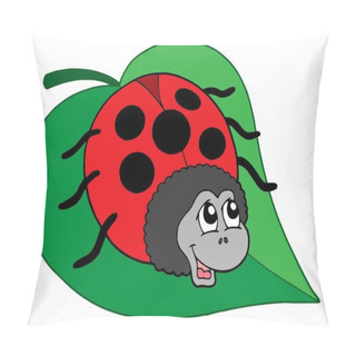 Personality  Cute Ladybug On Leaf Vector Illustration Pillow Covers
