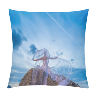 Personality  YOung Bride By The Sea At Sunset Pillow Covers