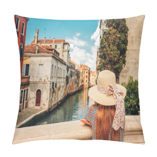 Personality  Little Girl Playing On The Streets Of Venice. Family Travel With Children Pillow Covers
