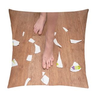 Personality  Children's Feet Are On The Floor Around The Broken Plate. The Child Broke The Plate. Pillow Covers