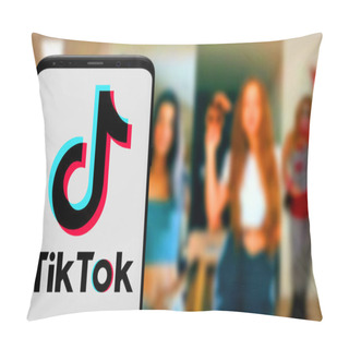Personality  Smart Phone With TIK TOK Logo, Which Is A Popular Social Network On The Internet.United States, Wednesday, November 27, 2020 Pillow Covers
