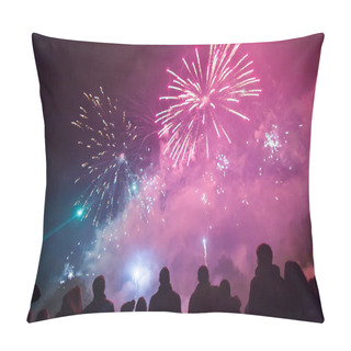 Personality  People Watching The Fireworks Pillow Covers