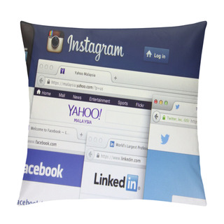 Personality  Webpage Pillow Covers
