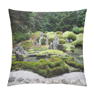 Personality  Peaceful Japanese Zen Garden With Pond, Rocks, Gravel And Moss Pillow Covers