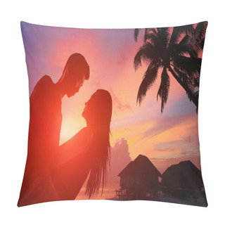 Personality  Romantic Lovers In Maldives Pillow Covers