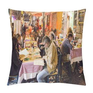 Personality  Restaurant In Rome Pillow Covers