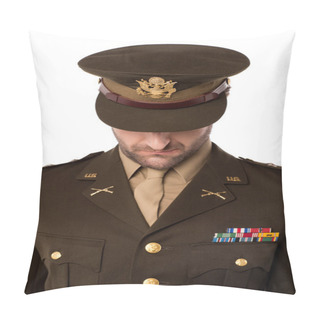 Personality  Army Man Looking Down Pillow Covers