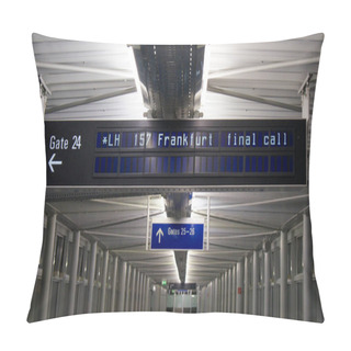 Personality  Final Call For My Lufthansa Flight From Leipzig To Frankfurt Pillow Covers