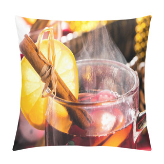 Personality  Christmas Mulled Wine On Kitchen Table Pillow Covers