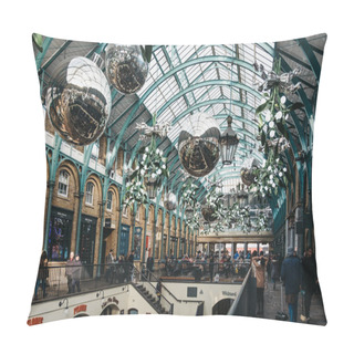 Personality  Christmas Decorations And Giant Baubles In Covent Garden Market, Pillow Covers