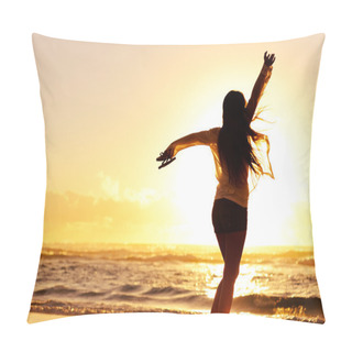 Personality  Silhouette Woman Beach Pillow Covers