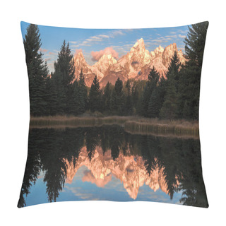 Personality  Schwabachers Landing Pillow Covers