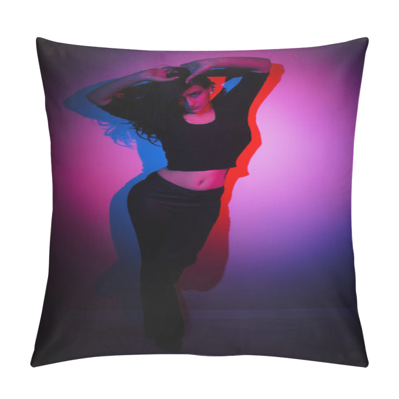 Personality  Fashion Portrait Of A Woman Pillow Covers