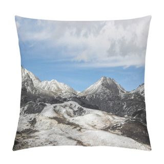 Personality  Snow On Mountain Peak In Winter Pillow Covers