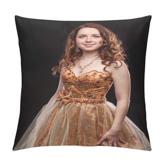 Personality  Beautiful Woman In Dress Pillow Covers