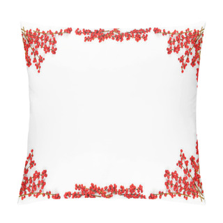 Personality  Christmas Border With Red Berries Pillow Covers