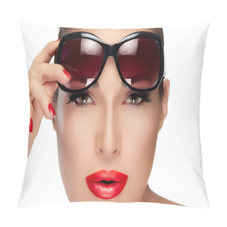 Personality  Beautiful Model Holding Fashion Sunglasses On Forehead Pillow Covers