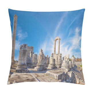 Personality  Ancient Temple Of Apollo In City Of Didim Under Bright Sun Pillow Covers