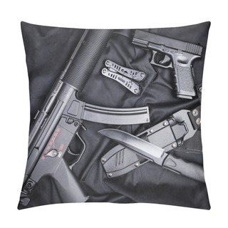 Personality  Set Of Guns On Black Cloth Pillow Covers