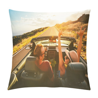 Personality  Happy Couple Driving In Convertible Pillow Covers