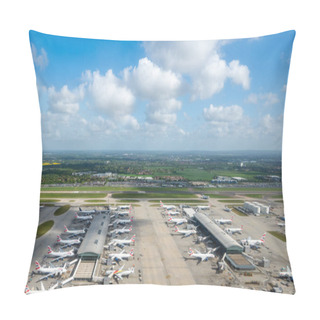 Personality London - 2019: Many Planes At Heathrow Airport, Aerial View Pillow Covers